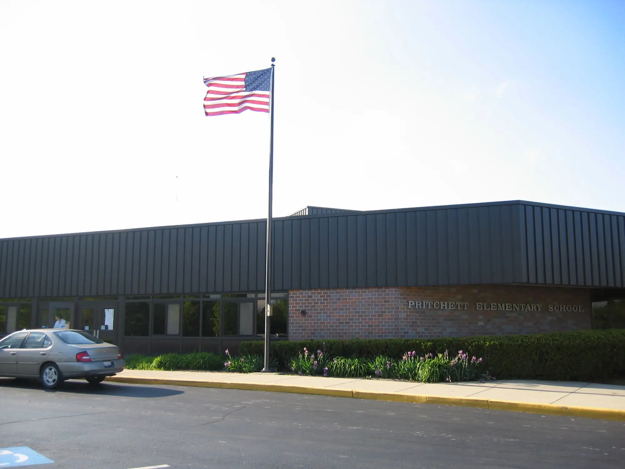 Brick school building in Buffalo Grove